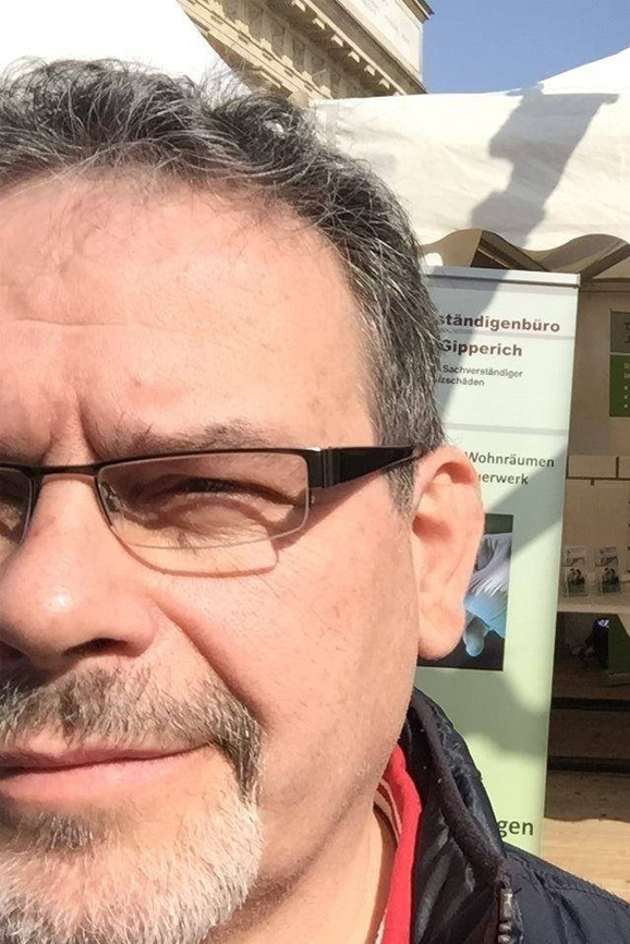 Bausachverständiger für Feuchtigkeitsschäden und Baugutachter für Schimmelpilzschäden Uwe Hannes